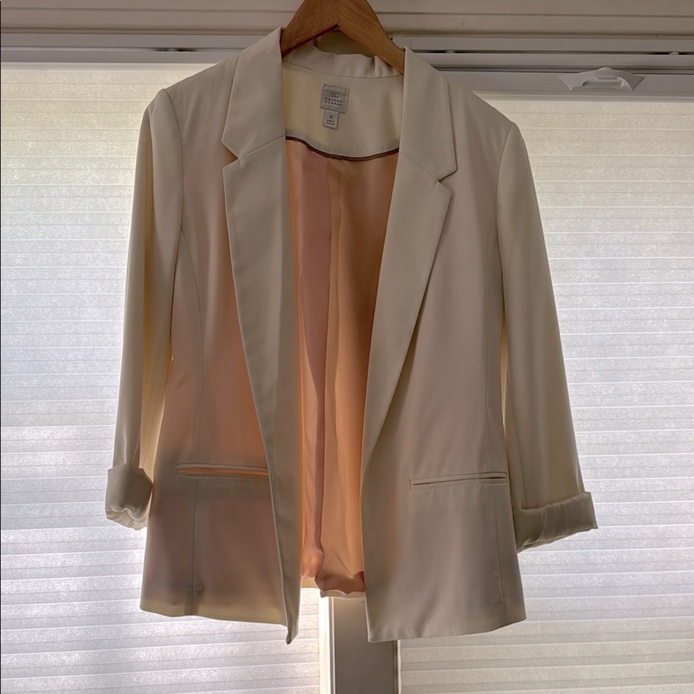 LC Lauren Conrad Cream Blazer with Notched Lapels and Relaxed Fit